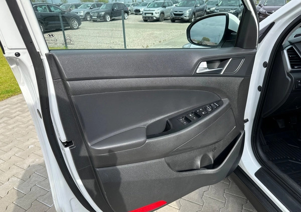 Hyundai Tucson cena 75900 przebieg: 149000, rok produkcji 2018 z Glinojeck małe 497
